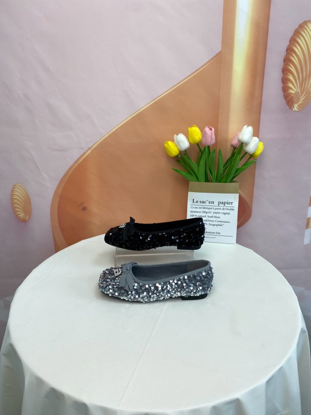 369-2时尚舒适重工亮片仙女风平底单鞋F