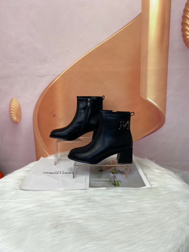 220902时尚气质秋冬新款粗跟加绒短靴F