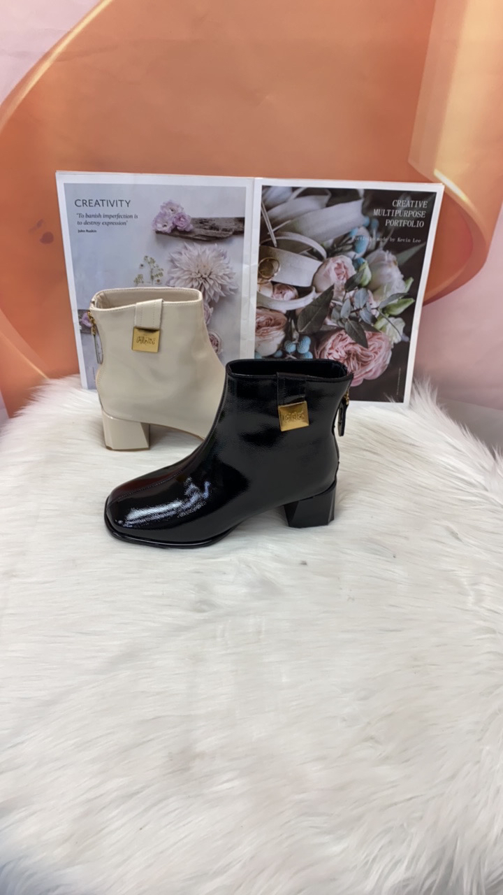 21588秋冬气质粗跟新款舒适短靴