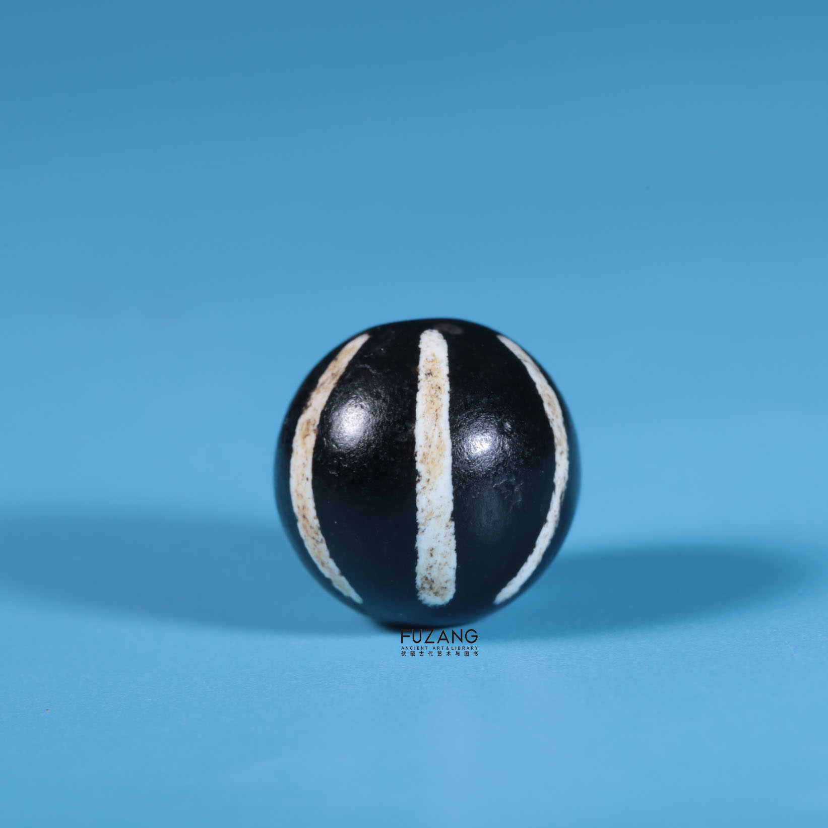 黑白瓜珠 直径12.9mm，对孔12.8mm CN3169