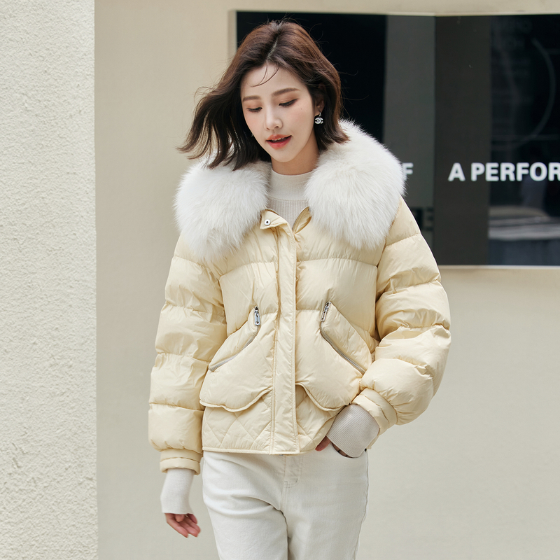 风笛白鹅绒羽绒服女冬季2024新款毛领加厚保暖气质短款棉袄外套