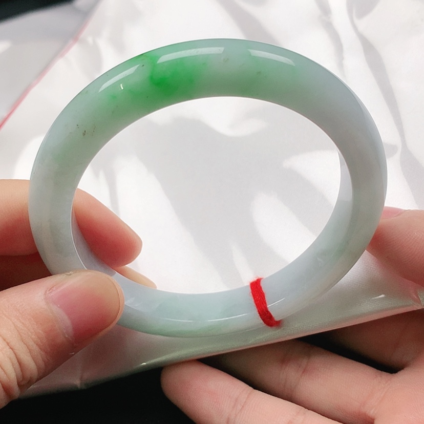 【闪购商品】翡翠手镯未镶嵌采*
