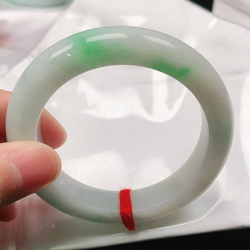 【闪购商品】翡翠手镯未镶嵌愿**起
