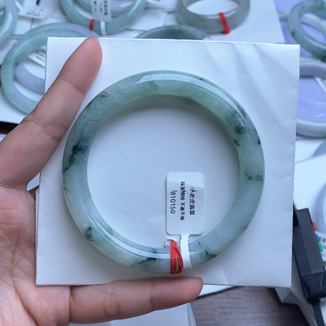 【闪购商品】翡翠手镯未镶嵌ʕ****?