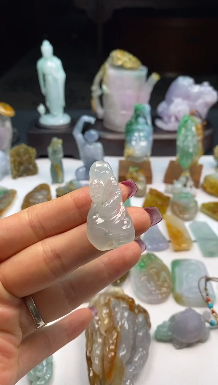 【闪购商品】翡翠颈饰未镶嵌力争上游翡翠挂件
