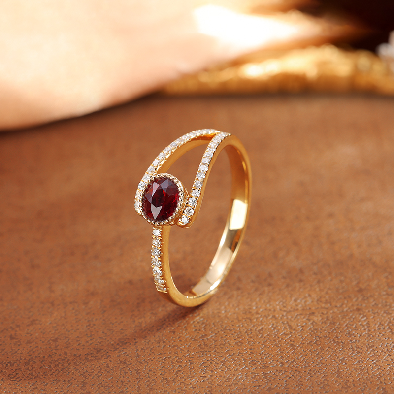 18K金天然红宝石戒指首饰镶嵌钻石轻奢时尚贵宝彩宝气质复古