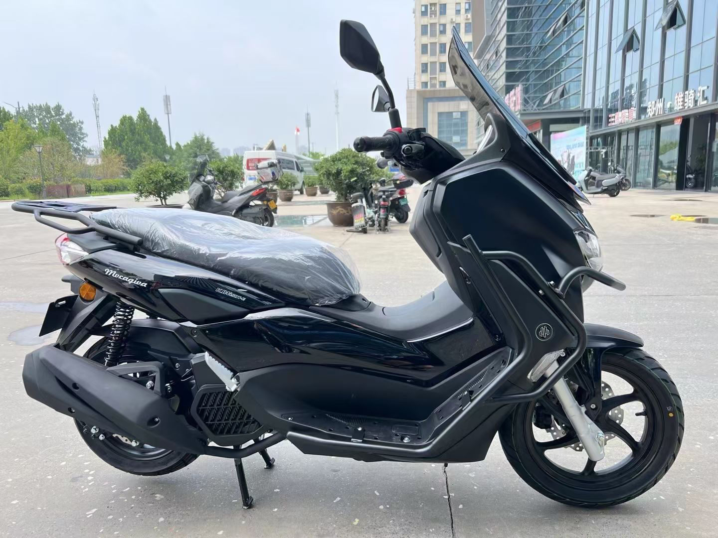 钱江水冷150四气门发动机