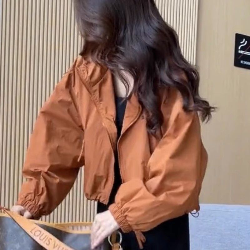 新款冲锋衣女夏季高级夏季小香风外衣开春牛仔外套夏季2024