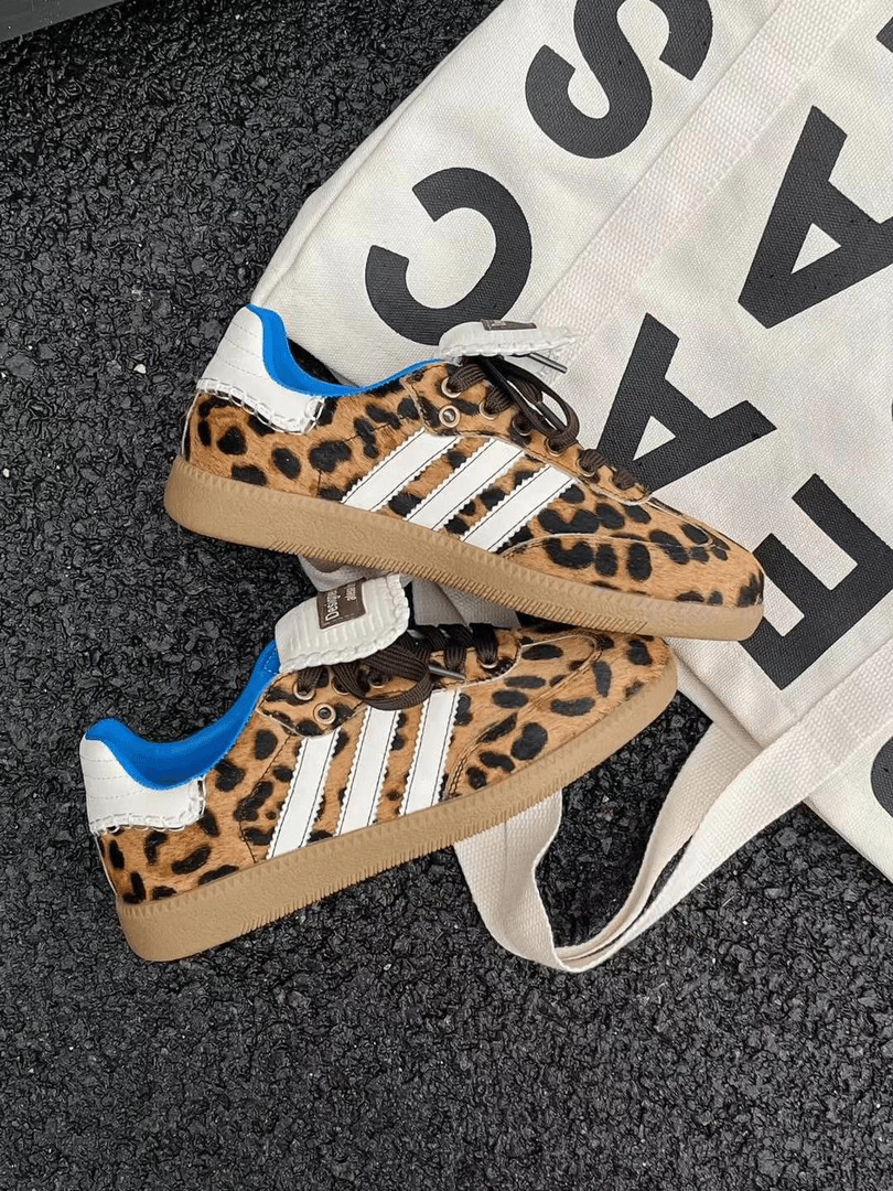 新款潮人必入翻盖德训鞋