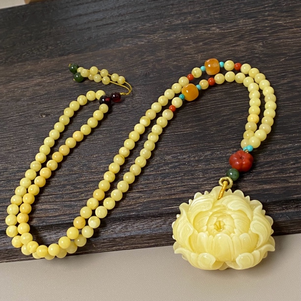 19.45克天然原矿蜜蜡牡丹花吊坠女蜜蜡毛衣链项链五瓣花爱心葫芦