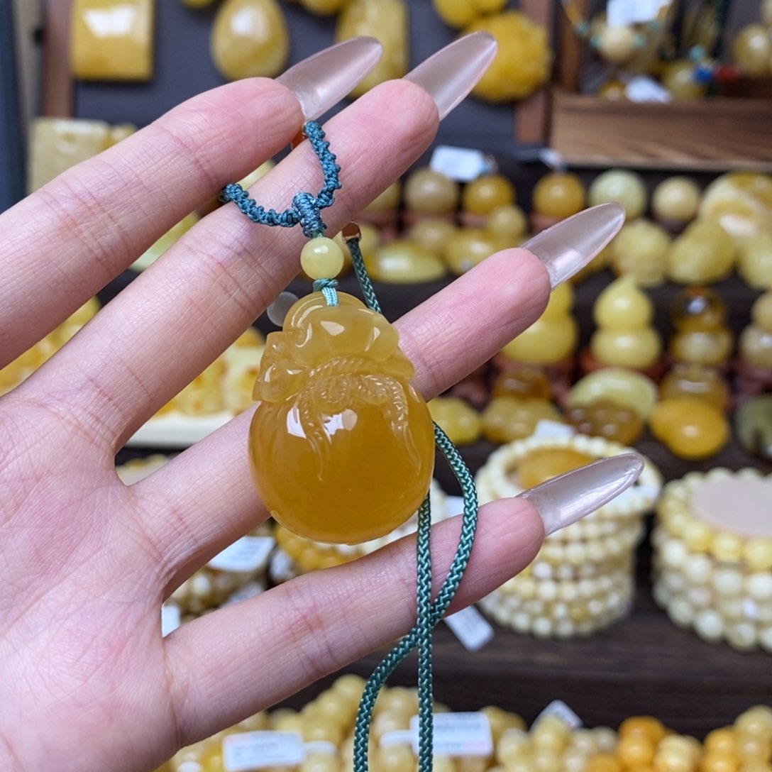 琥珀套链未镶嵌琥珀蜜蜡吊坠