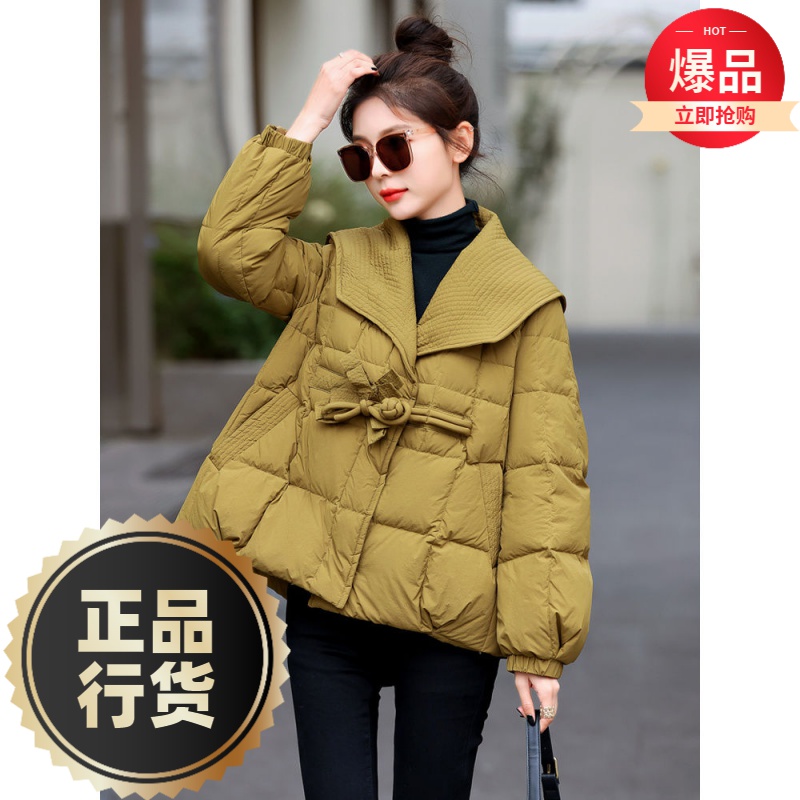 波司澄羽绒服新款爆款羽绒女士女款短款年季宽松时尚大翻领洋气小