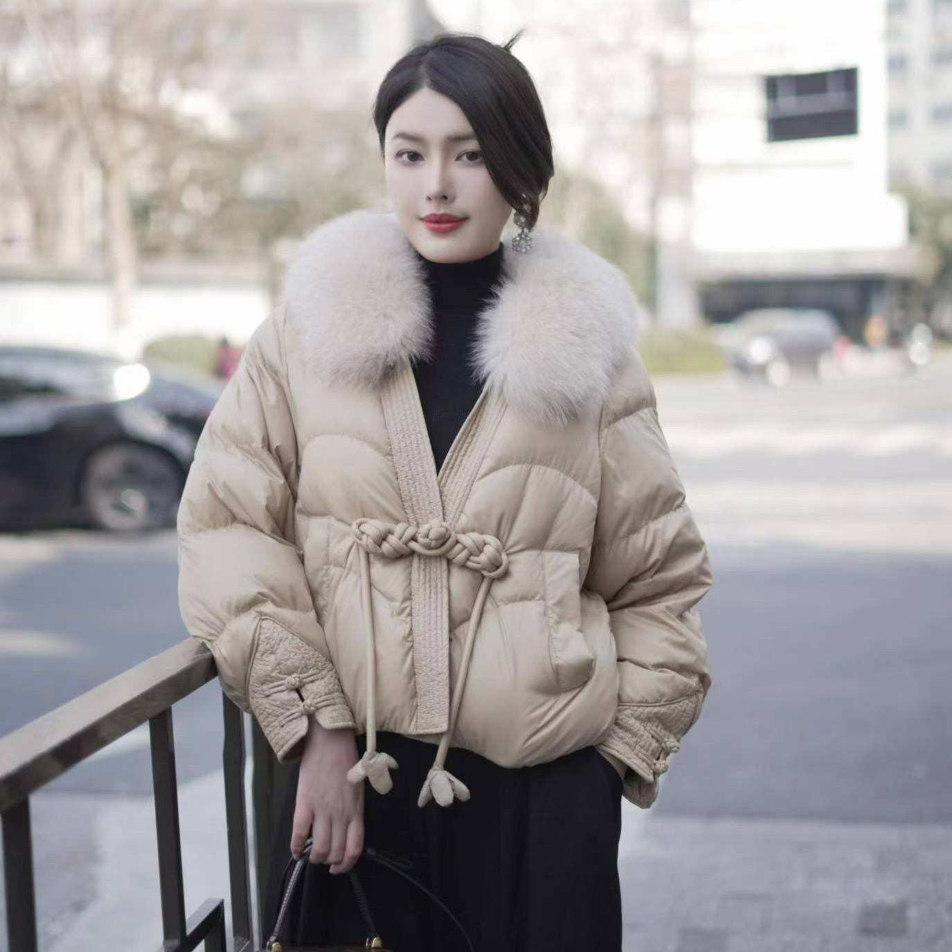  （不带毛领）新国标国风款鹅绒服爆款高端黑色亮面短款冬季新款