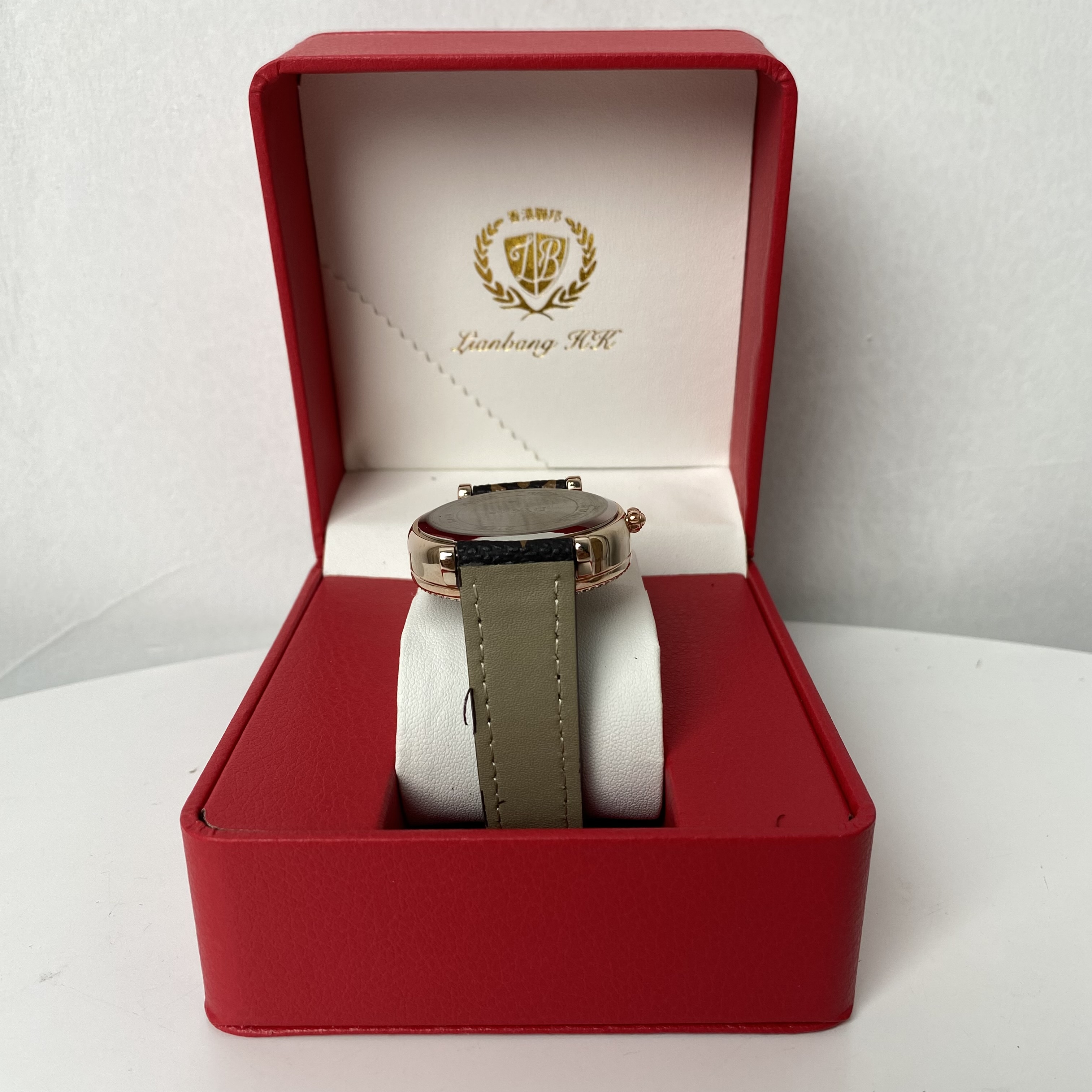 【香港联邦】2226 时尚轻奢女士手表