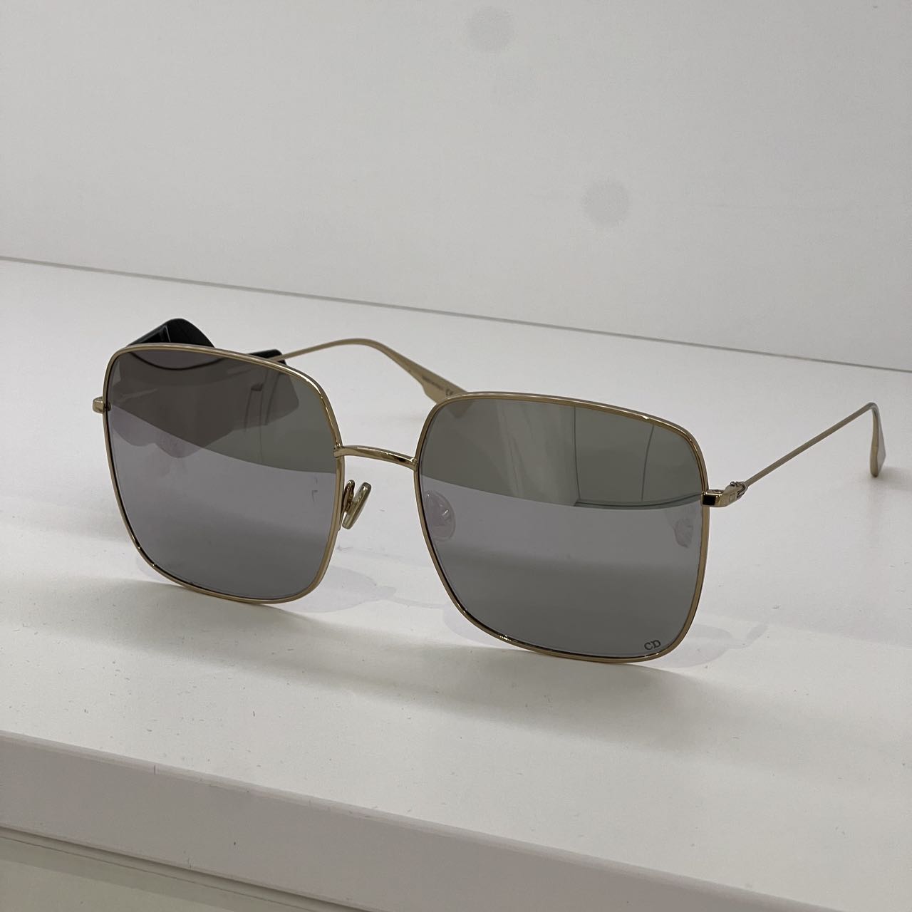 全新未使用 DIOR/迪奥 /GG/ 新款户外时尚百搭太阳镜墨镜 8310T