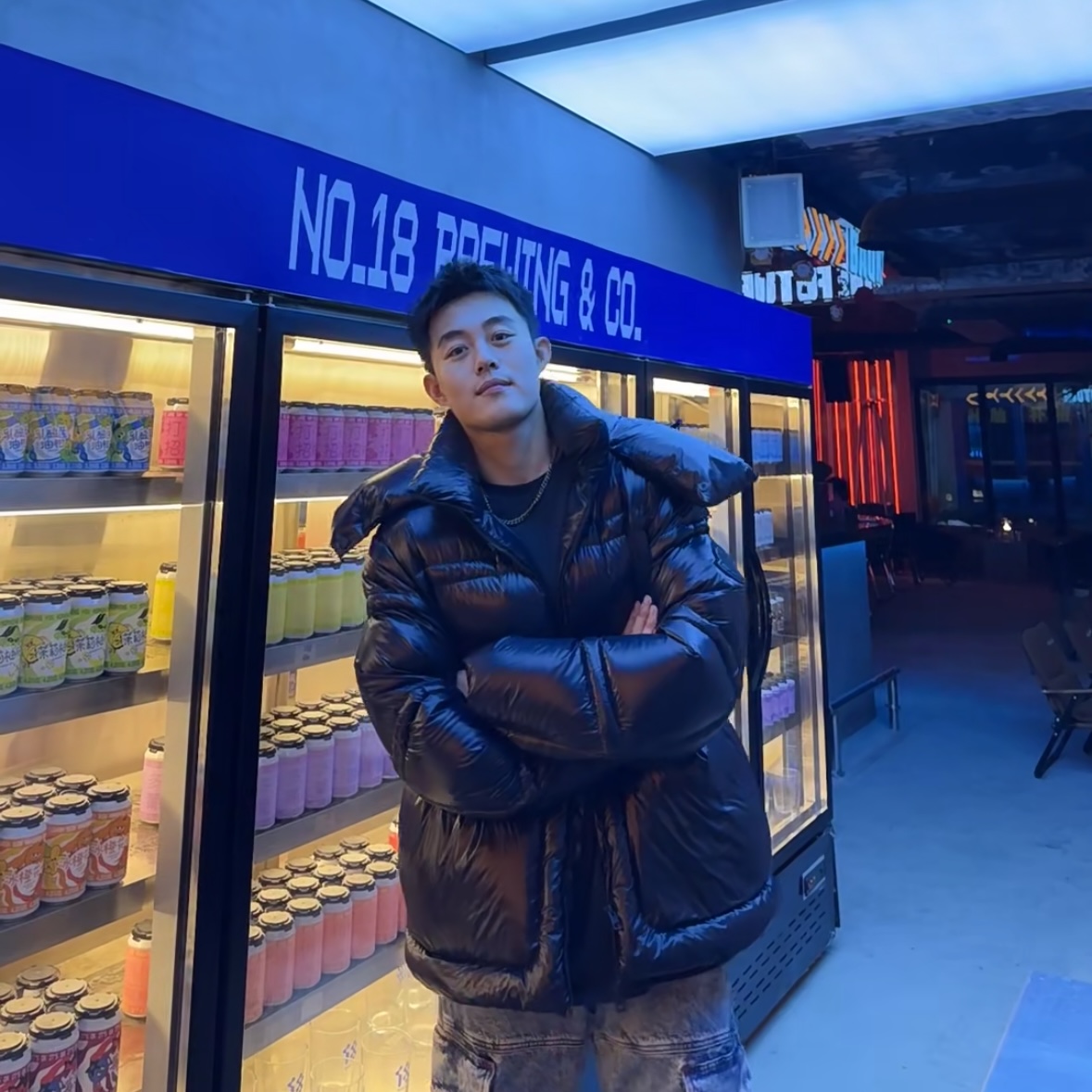 未使用 MONCLER 盟可睐蒙口/GG/Thuban男士黑色羽绒服 福利款