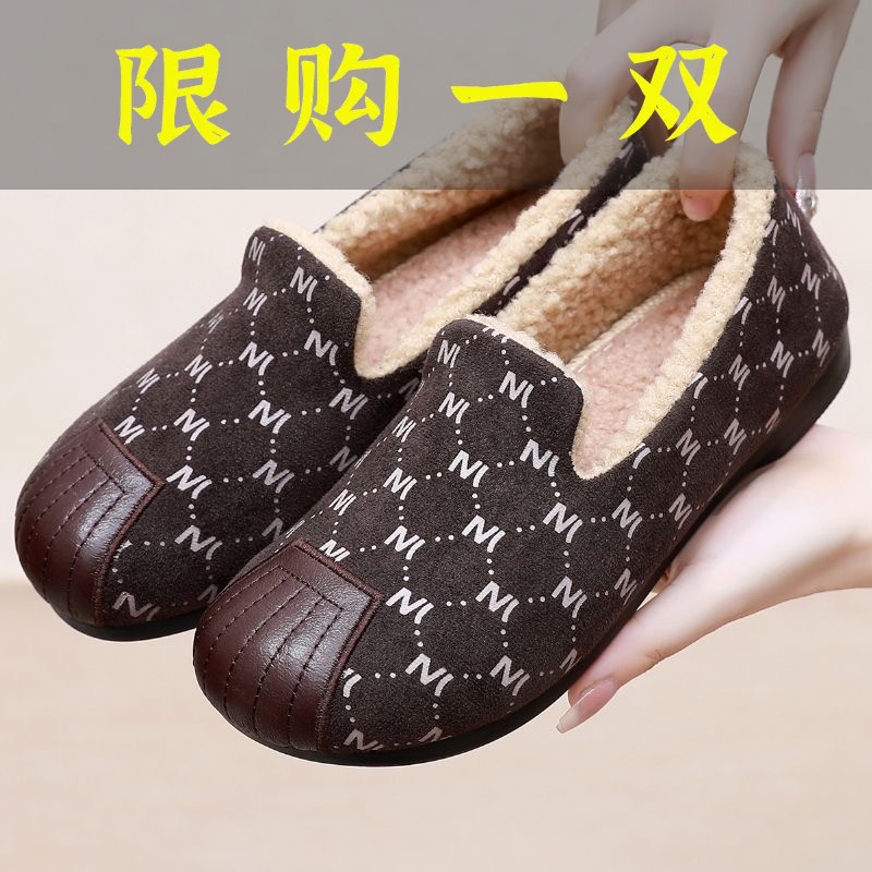 百丽纯爱50岁妈妈鞋冬季软底加绒豆豆鞋保暖中老年一脚蹬女棉鞋