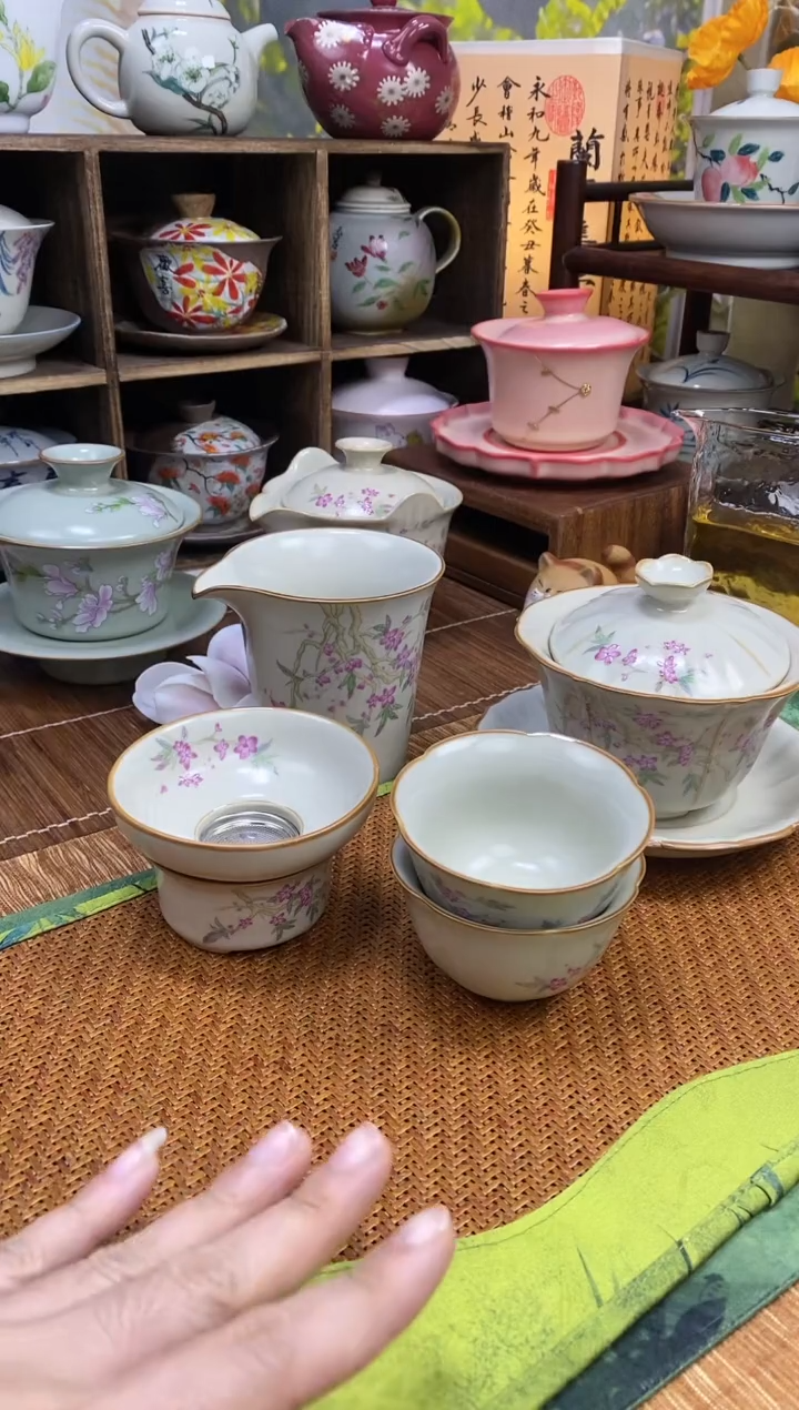 【闪购商品】盖碗+公杯+茶漏+2个花瓣杯1