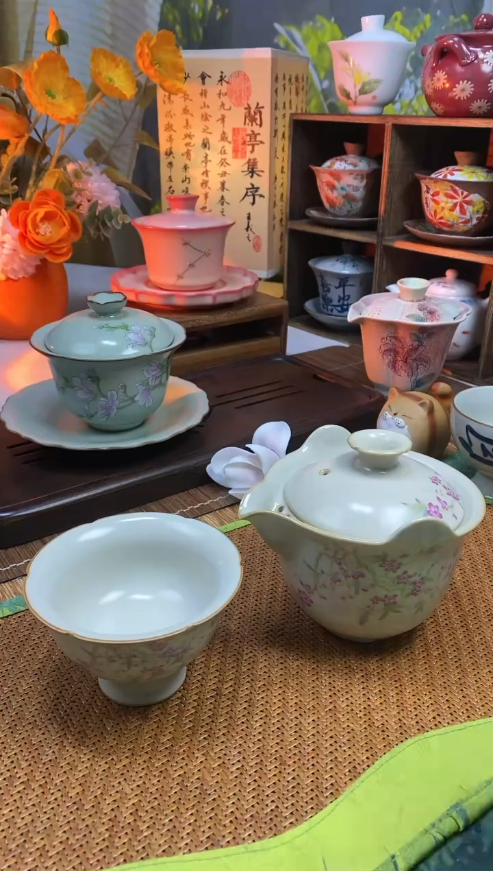 【闪购商品】手抓壶+高脚杯1