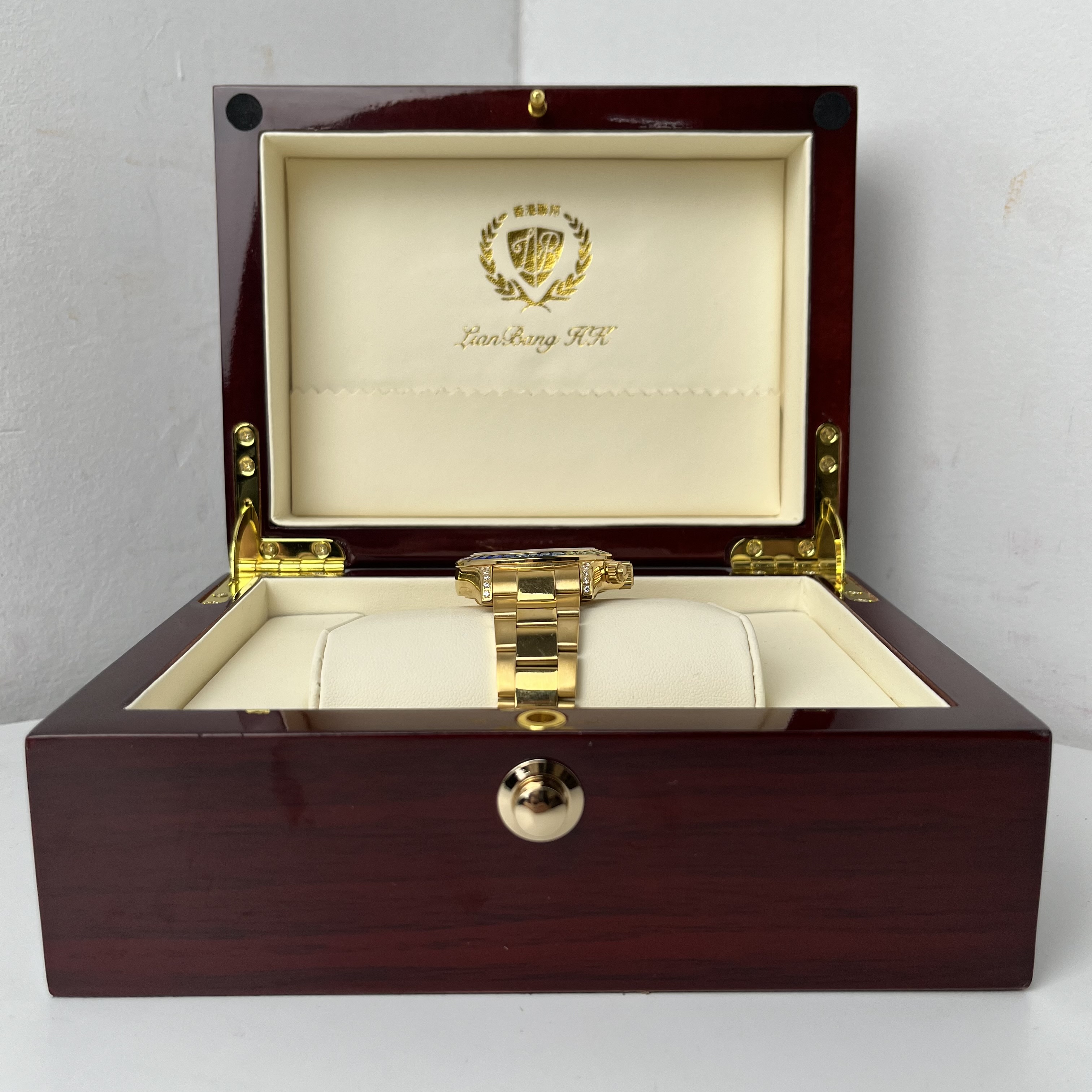 2838【赠调表器】 时尚女士手表