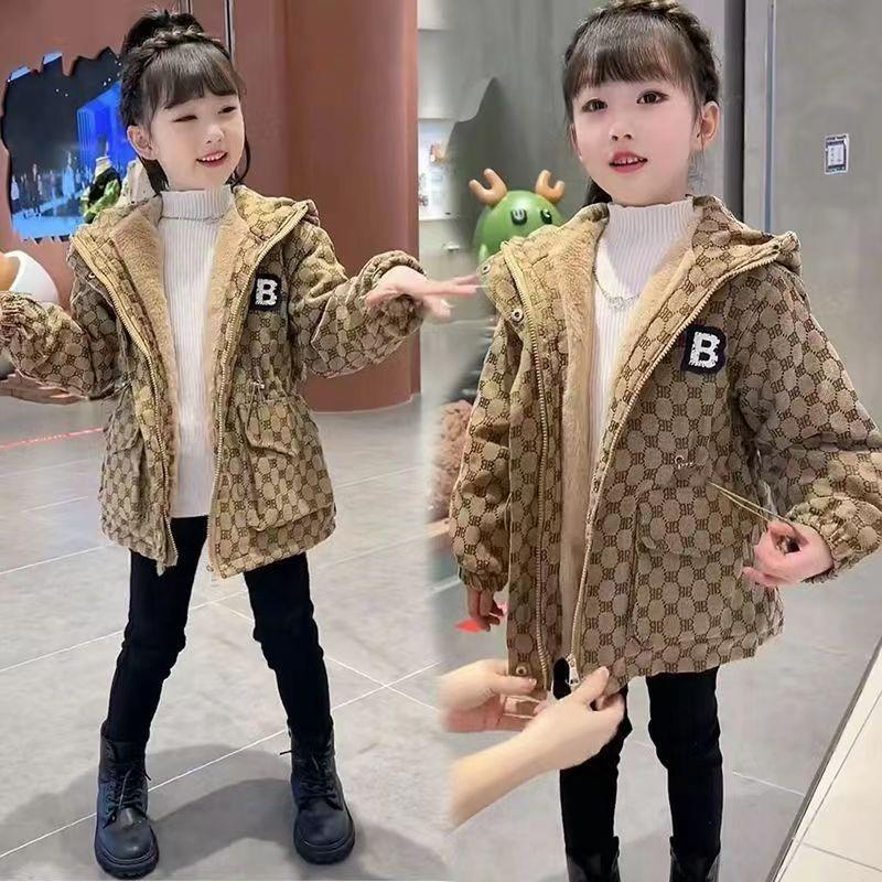 女童加绒外套2023新款中大童加棉加厚冬装派克服中长儿童连帽棉服