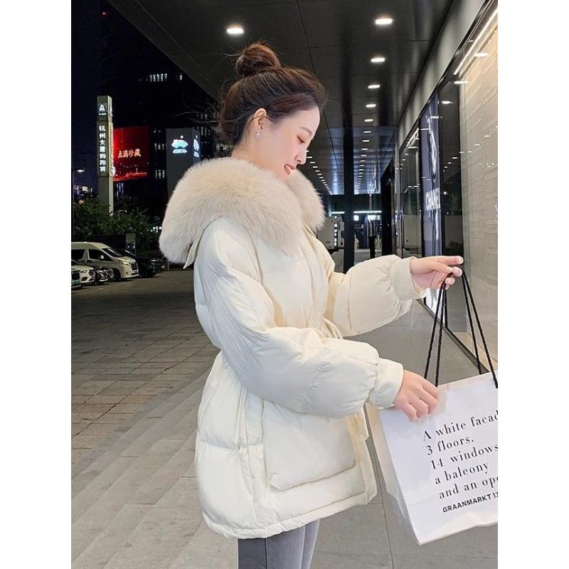 真狐狸毛领名媛羽绒服女冬季2023新款加厚收腰短款小个子黑色外套
