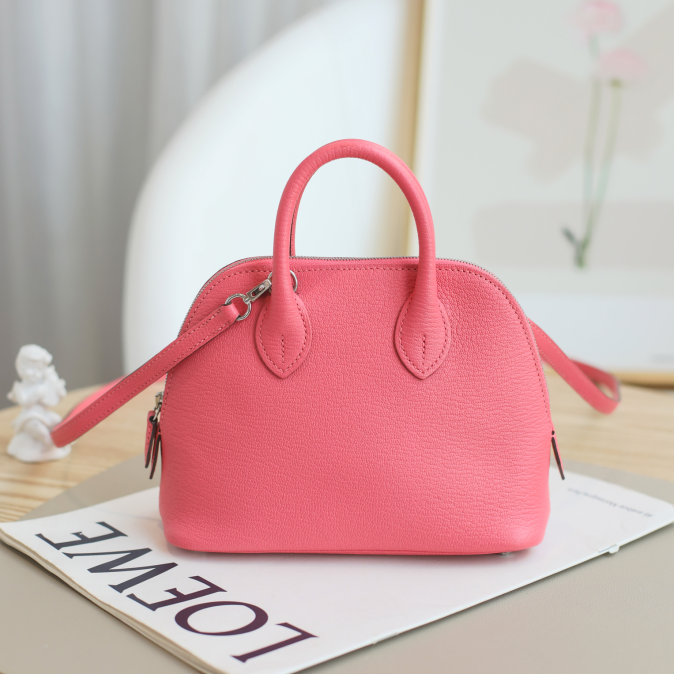 99新 Hermes/爱马仕 Mini Bolide18 C刻山羊皮唇膏粉银扣女士包ZJ