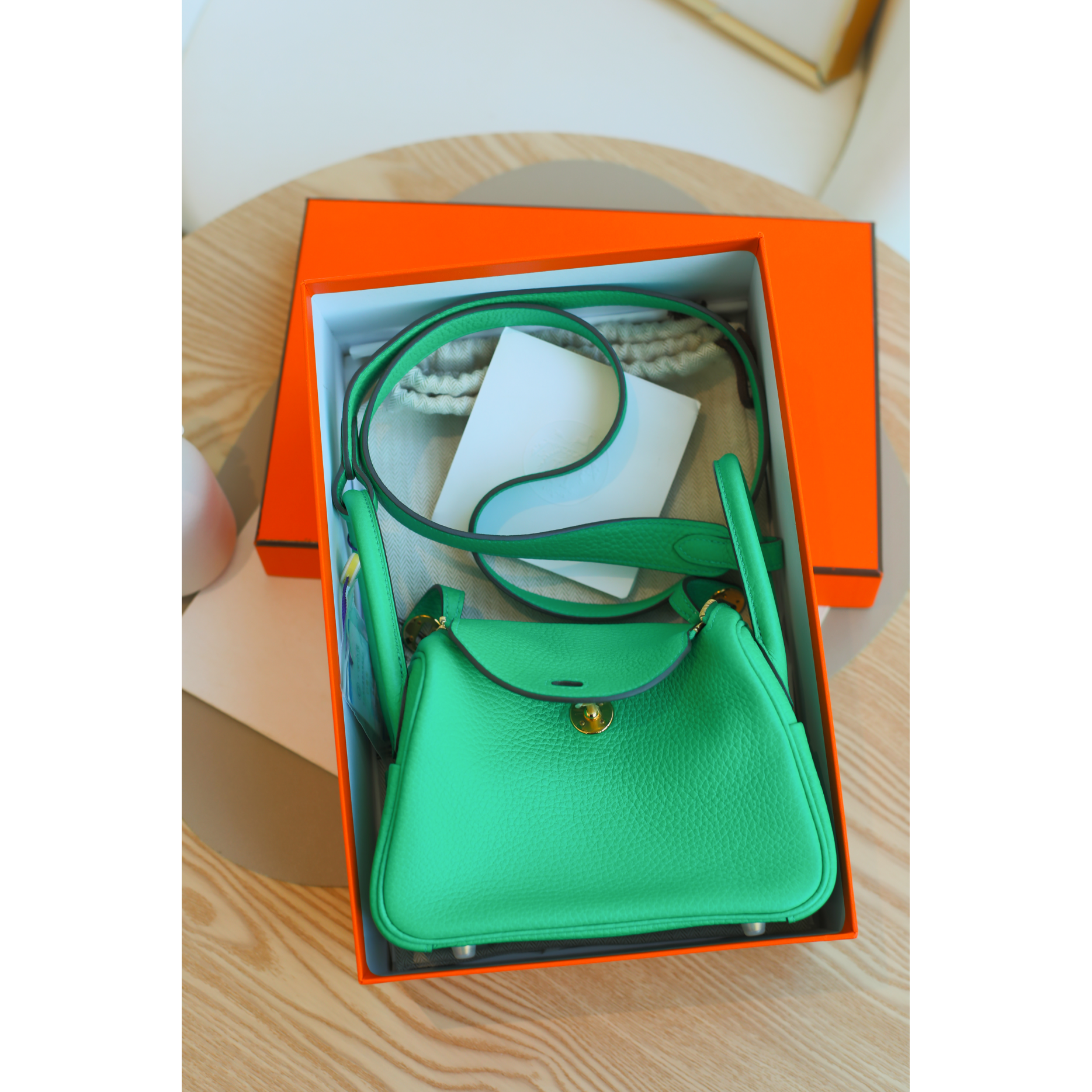 全新未使用 Hermes/爱马仕 mini Lindy18 Z刻 TC皮 竹子绿 金扣