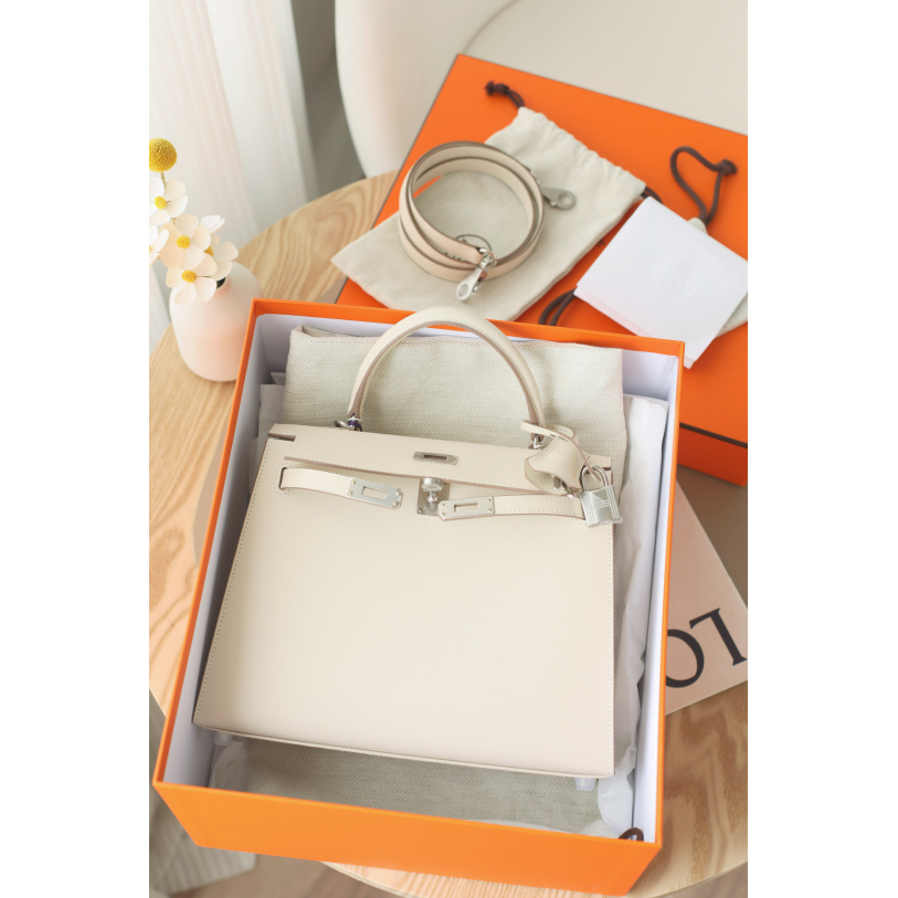 全新未使用 Hermes/爱马仕 Kelly25 W刻 EP皮 奶昔白 银扣
