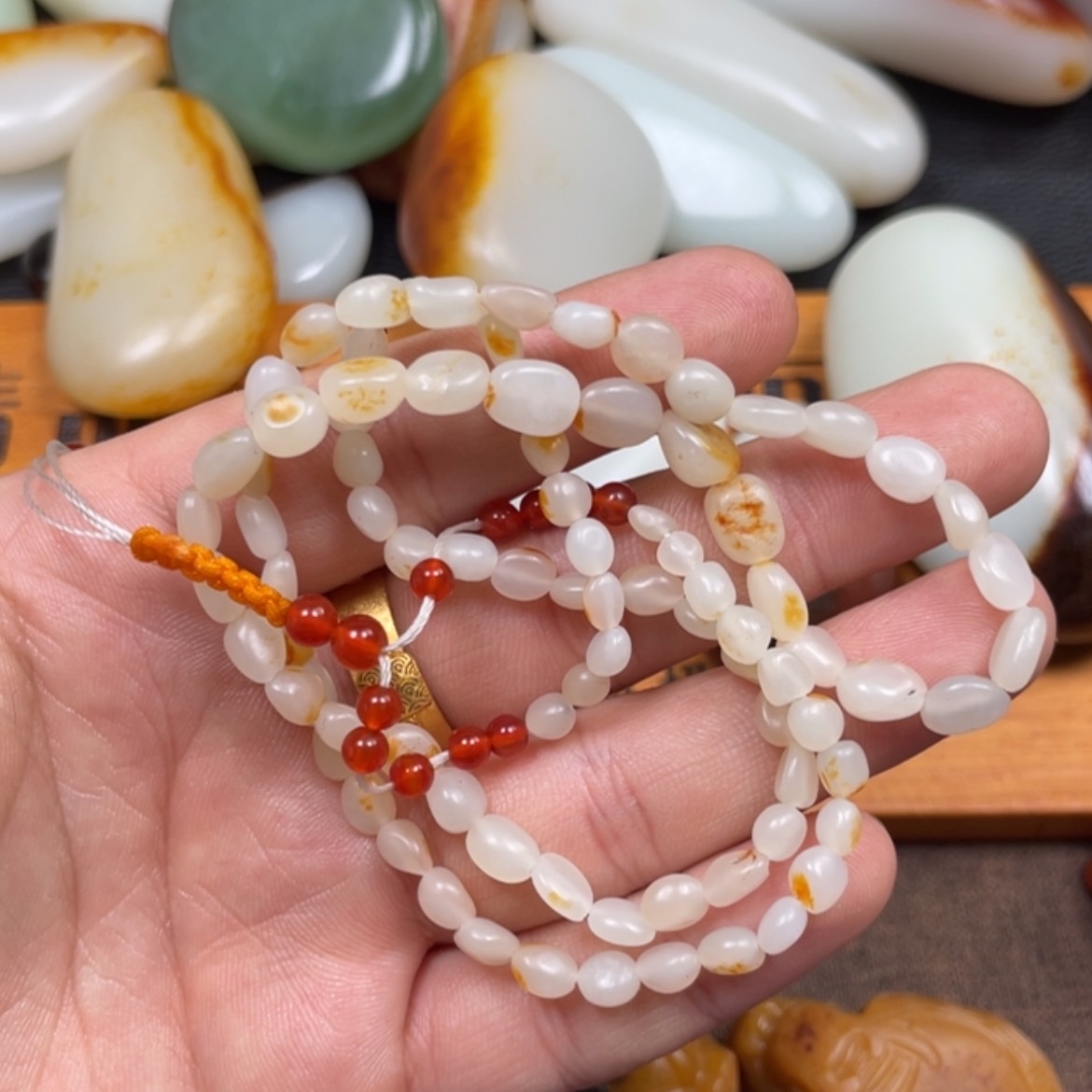 【闪购商品】和田玉（糖玉）颈饰未镶嵌一*