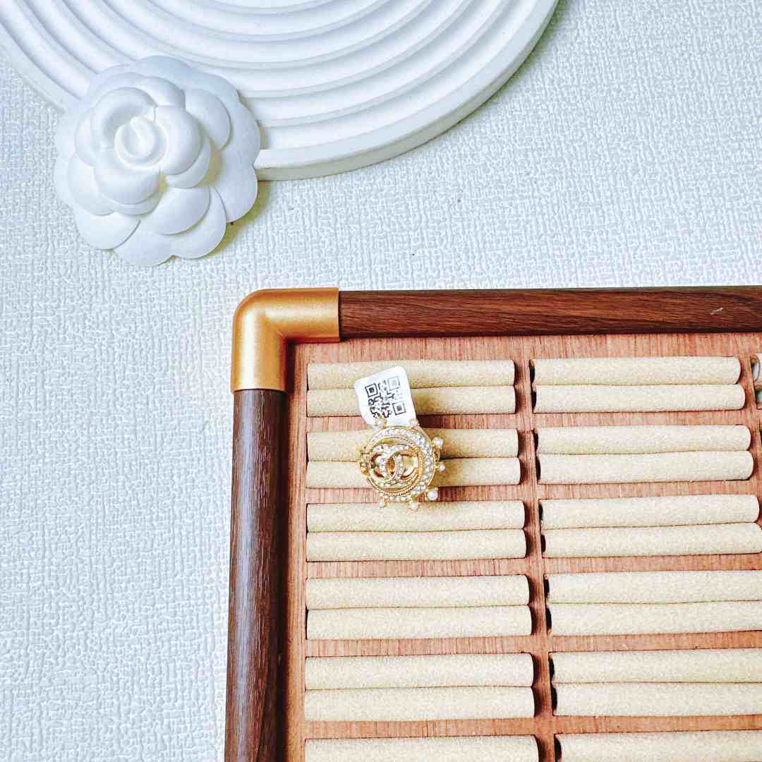 95新 Chanel/香奈儿 柚礼中古/香奈儿月亮双C满钻戒指CG408056