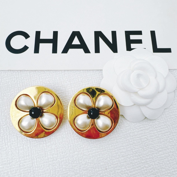 95新 Chanel/香奈儿 柚礼中古/香奈儿珍珠四叶草耳夹LZ409622