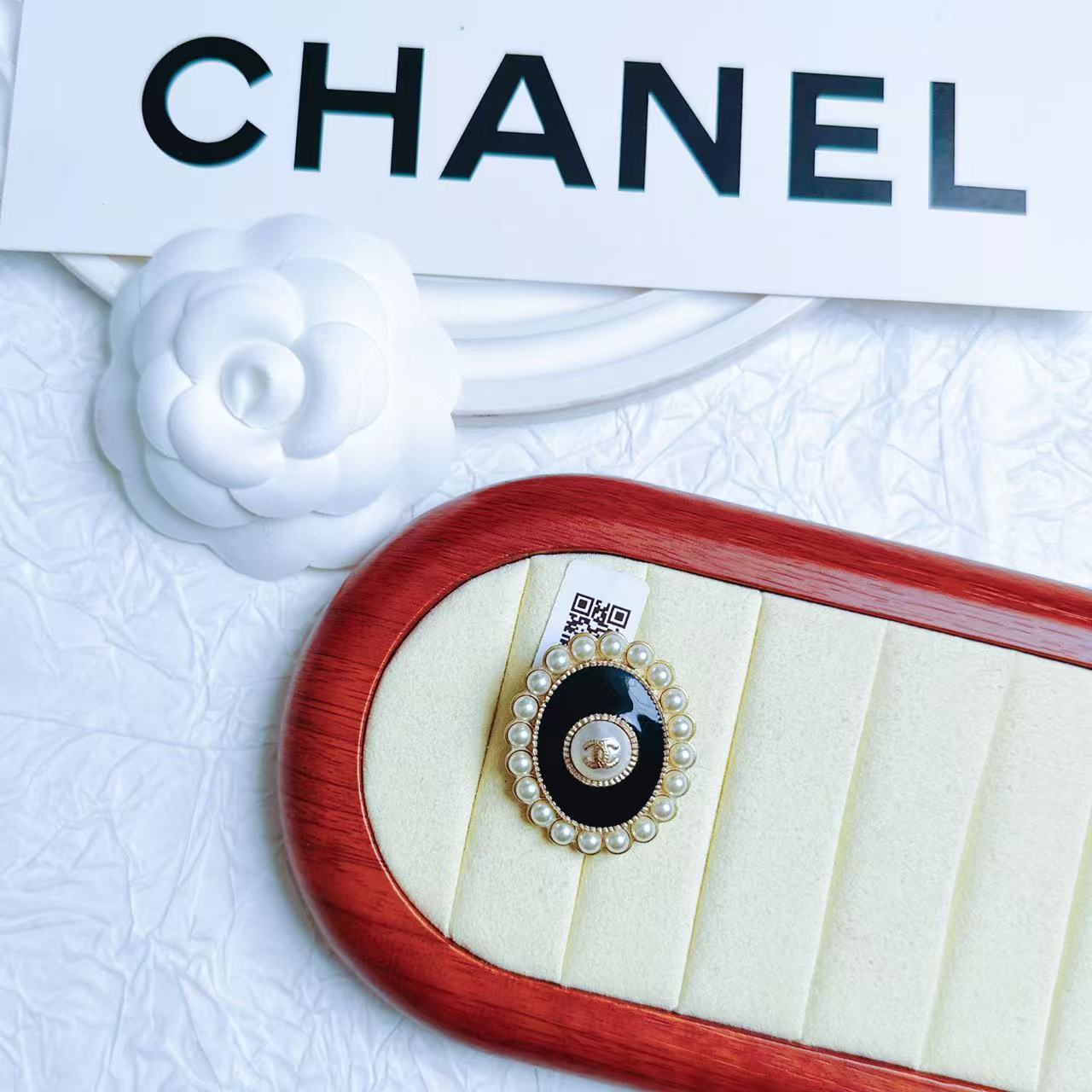 95新 Chanel/香奈儿 柚礼中古/香奈儿椭圆双C胸针LZ407829