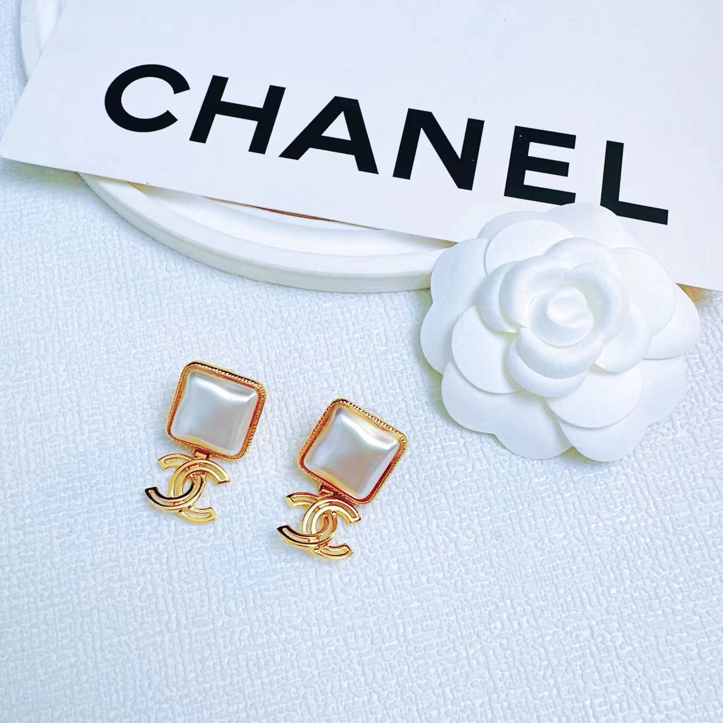 95新 Chanel/香奈儿 柚礼中古/香奈儿马术珍珠双c耳夹lz510611