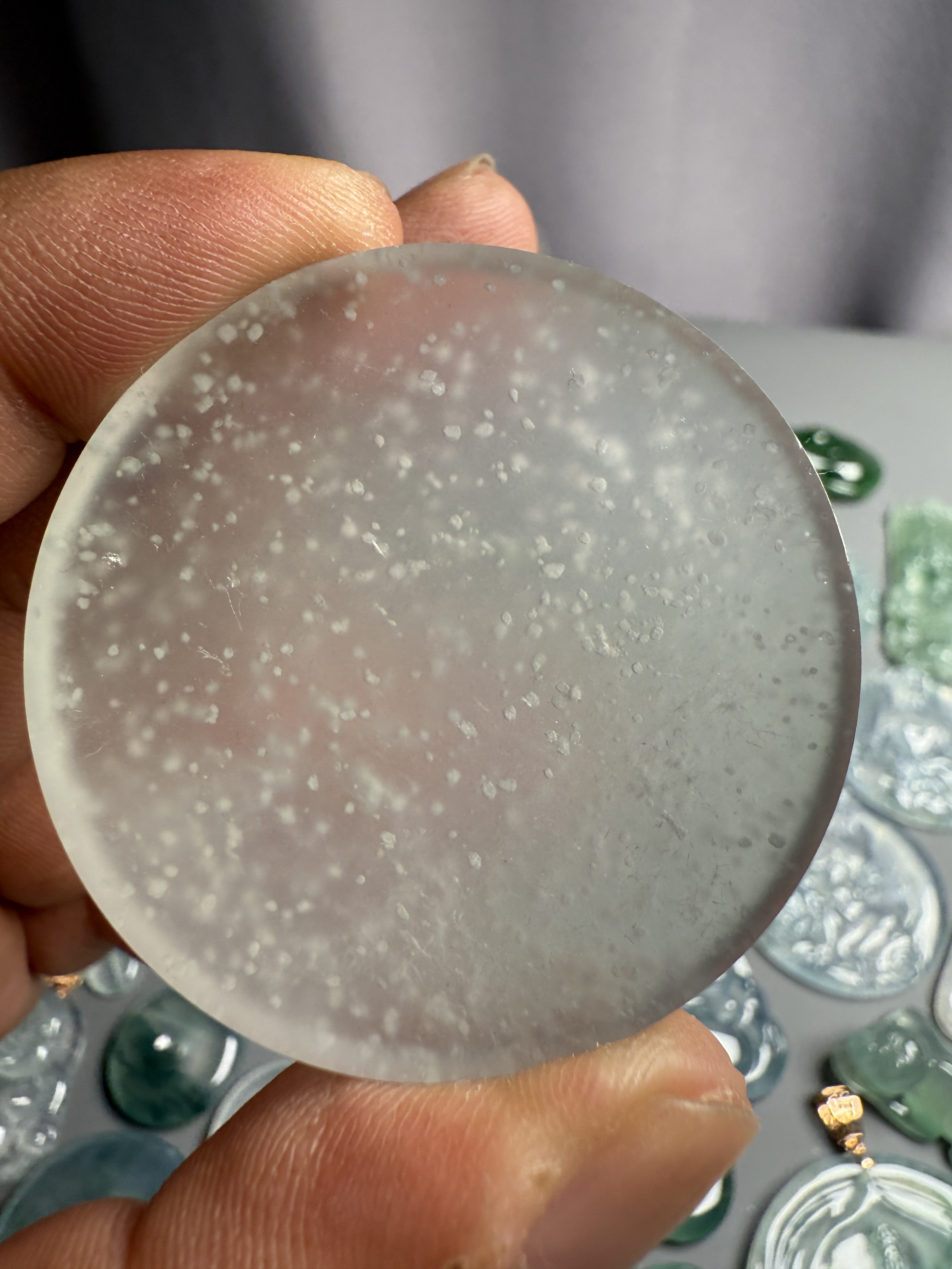 缅甸A货翡翠玻璃种木那雪花棉无事牌