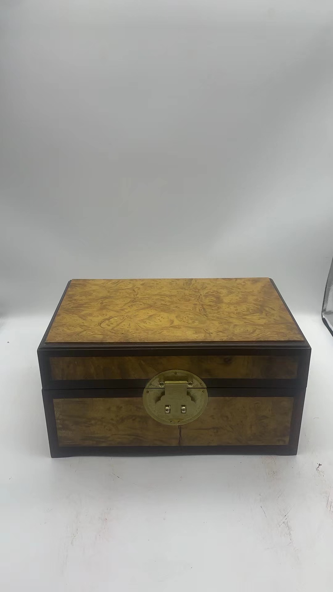 1304 大叶ZT嵌HJZ平面珠宝箱（库存瑕疵）