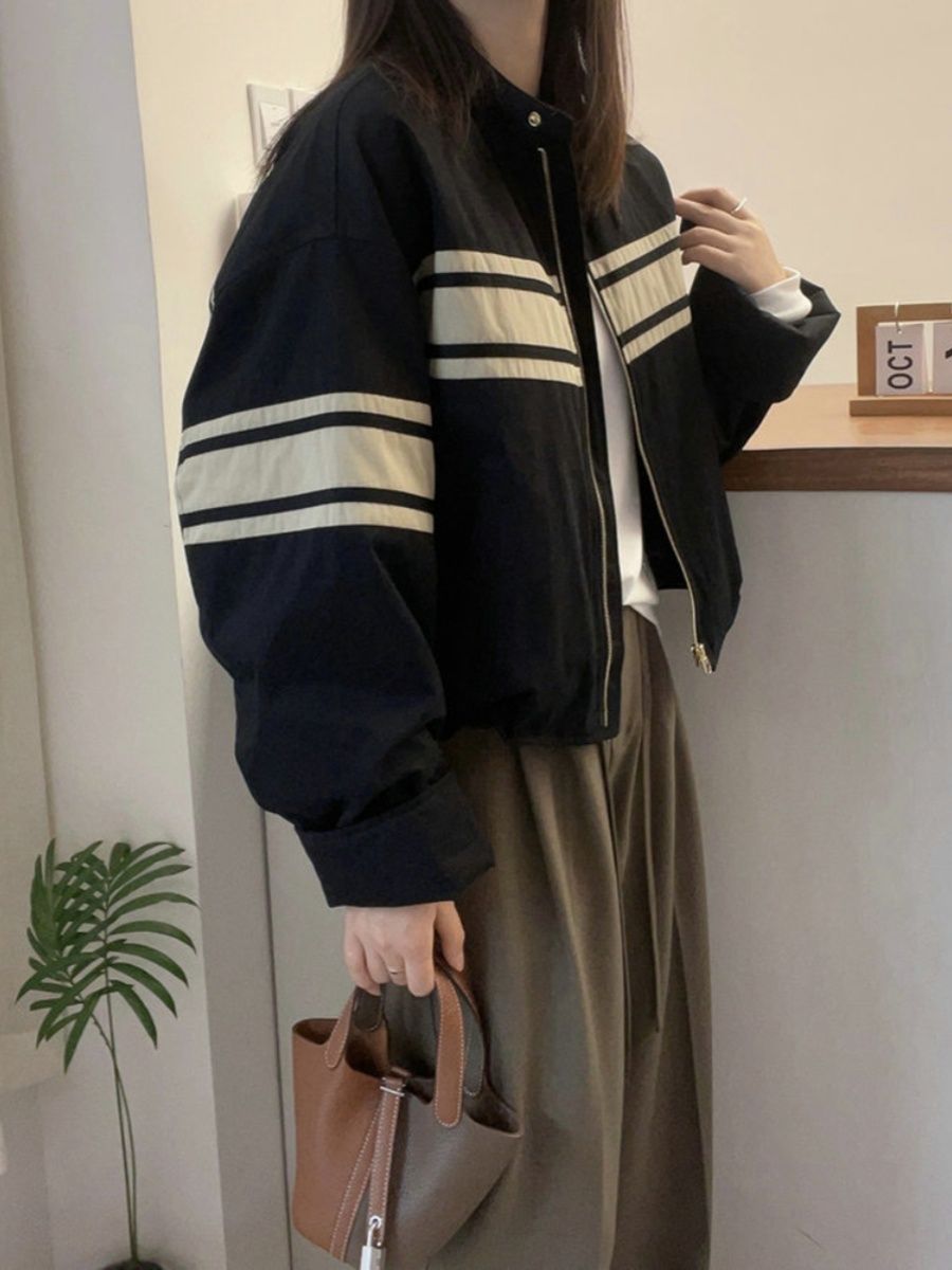 波司豋小个子白鸭绒条纹拼接羽绒服短款外套女秋冬新款宽松显瘦夹