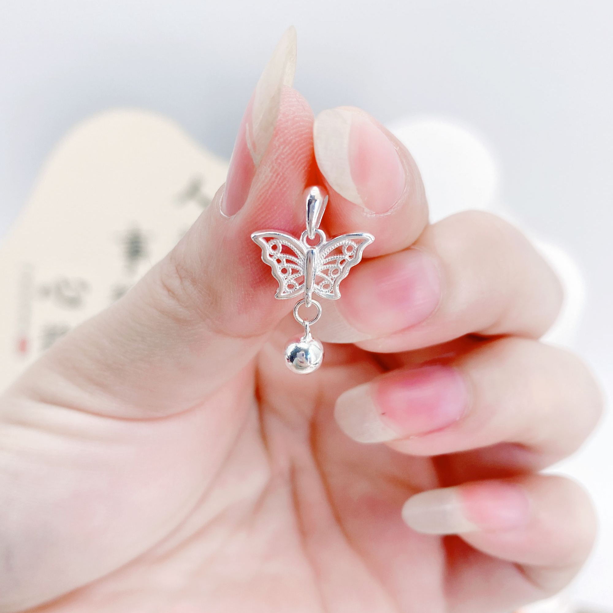 坠链均足银 足银999.9肖邦搭配仙女小蝴蝶吊坠