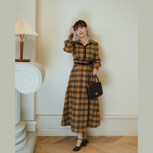 Yiwen Studio设计师原创姜黄格子进口棉翻领长袖A型连衣裙复古