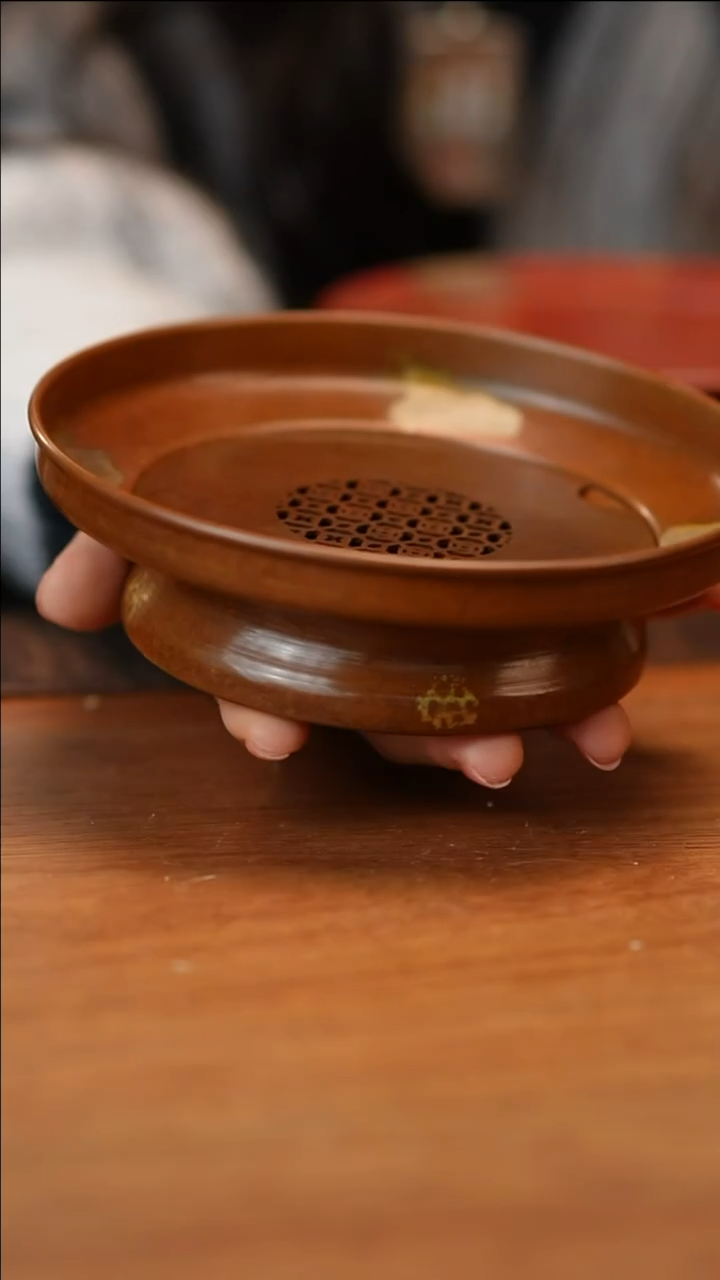 【闪购商品】紫铜高足壶承