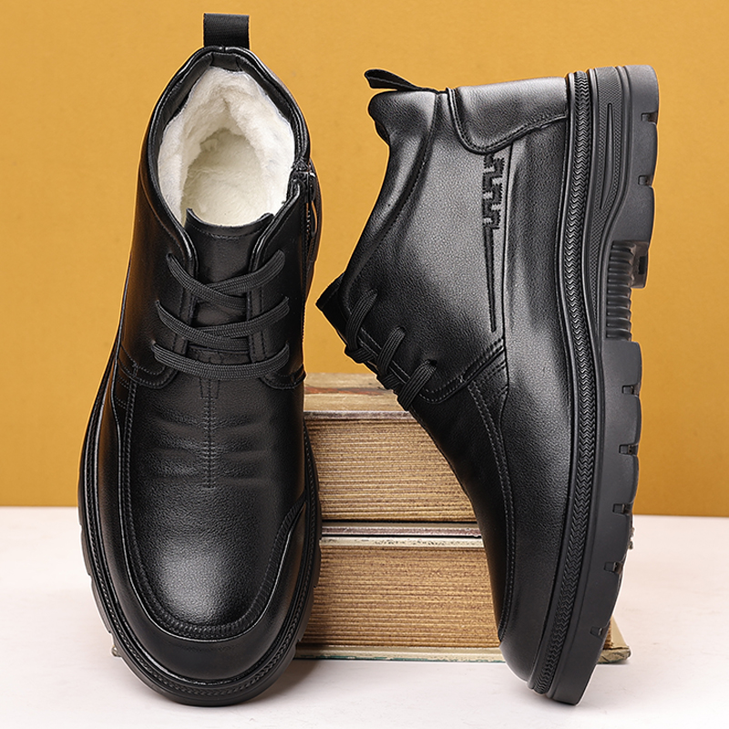 冬季特大码男鞋46东北加绒棉鞋47男士大号雪地靴48保暖休闲马丁靴