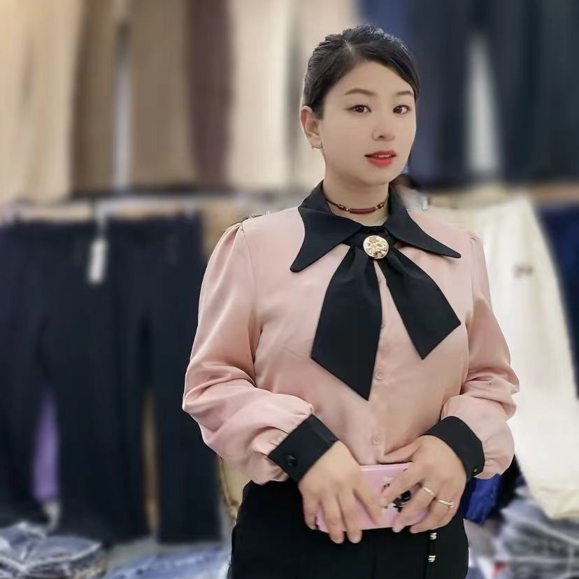 春秋款气质时尚百搭女士简约长袖蝴蝶结衬衣