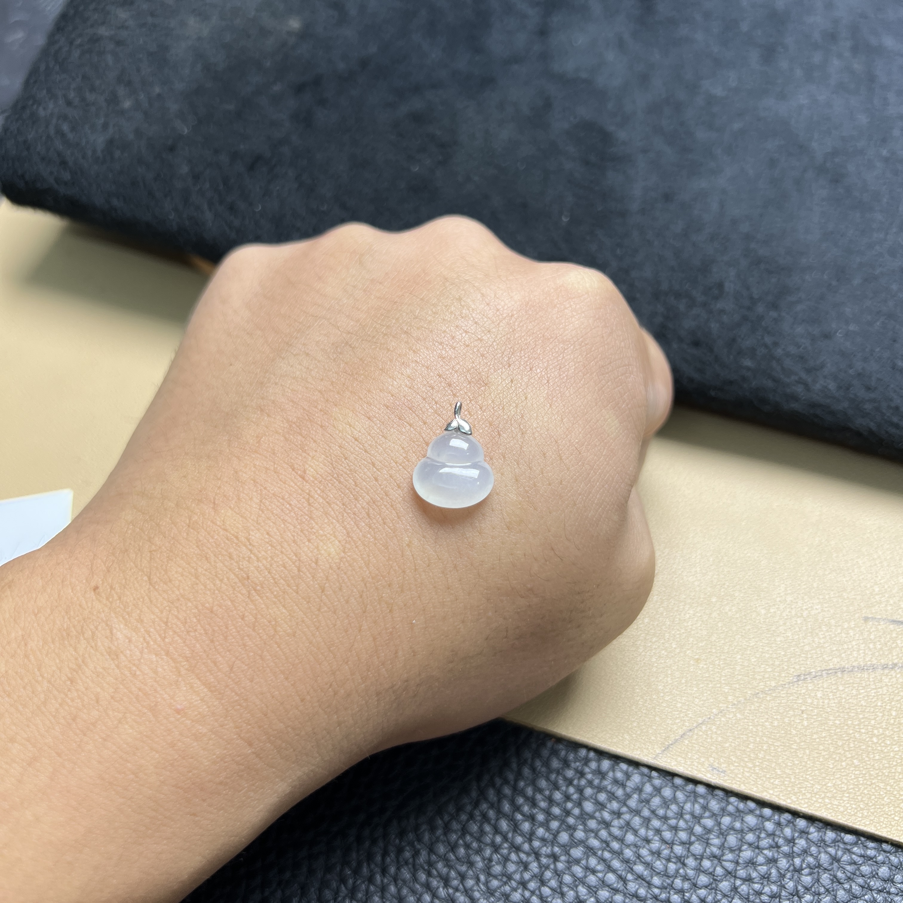 翡翠葫芦吊坠冰种水头好18K金女式福禄常伴高贵气质百搭素款