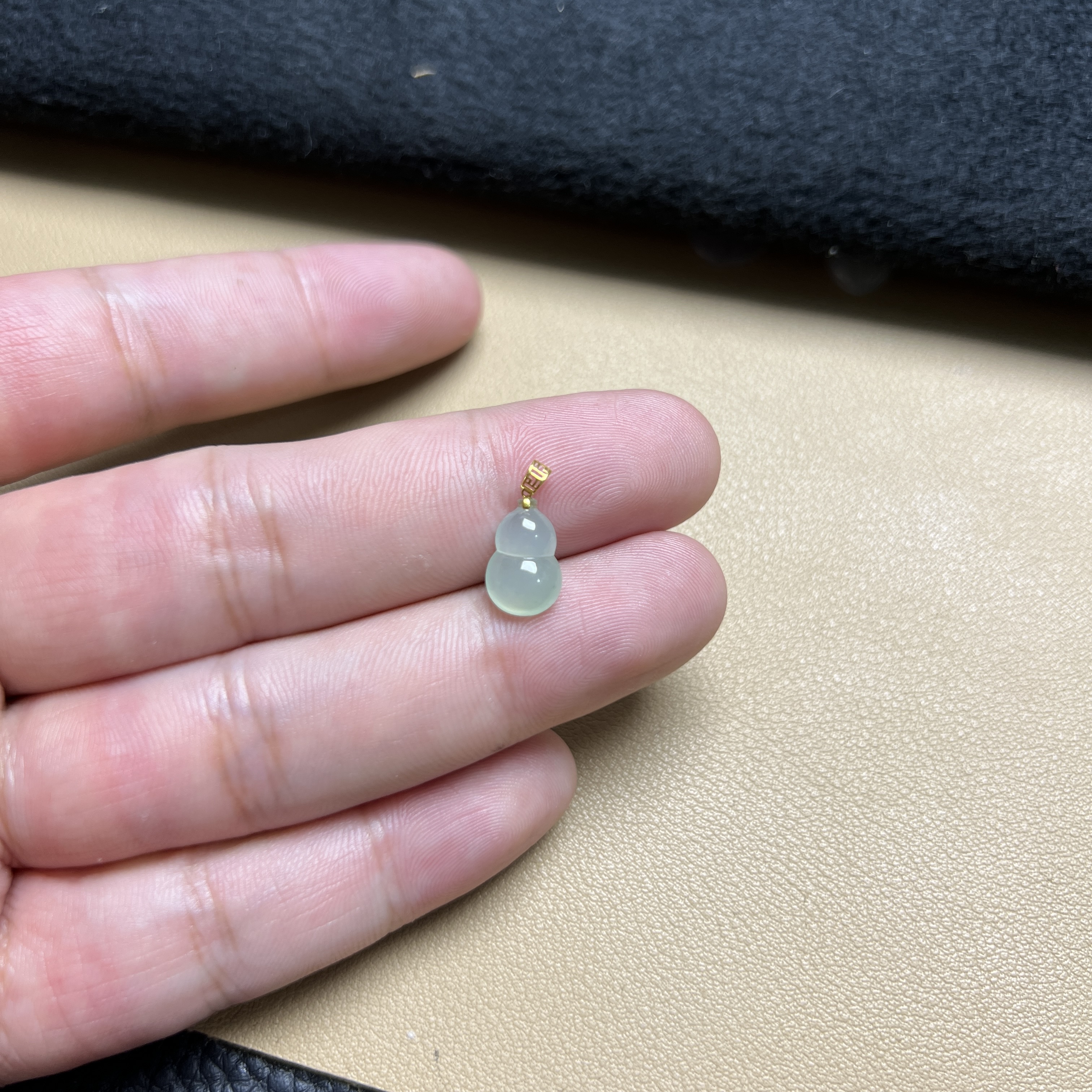 翡翠葫芦吊坠冰种水头好18K金女式福禄常伴高贵气质百搭素款