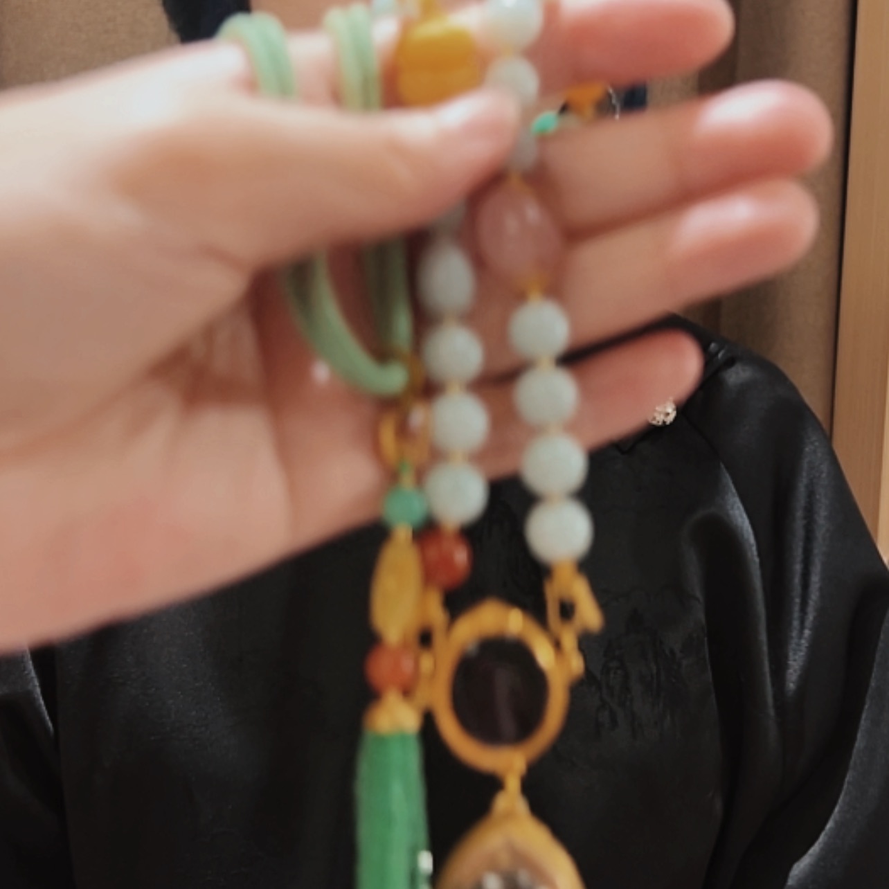 【闪购商品】石头根雕张*玖