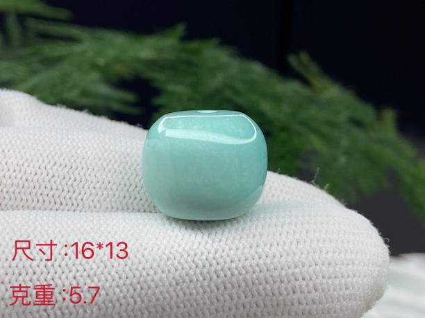 原矿精品丫角山白皮果冻绿料绿松石手工老型百搭鼓珠墩子单株