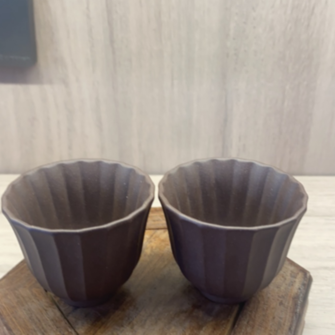 景韵鸿鹄菱形口杯一对