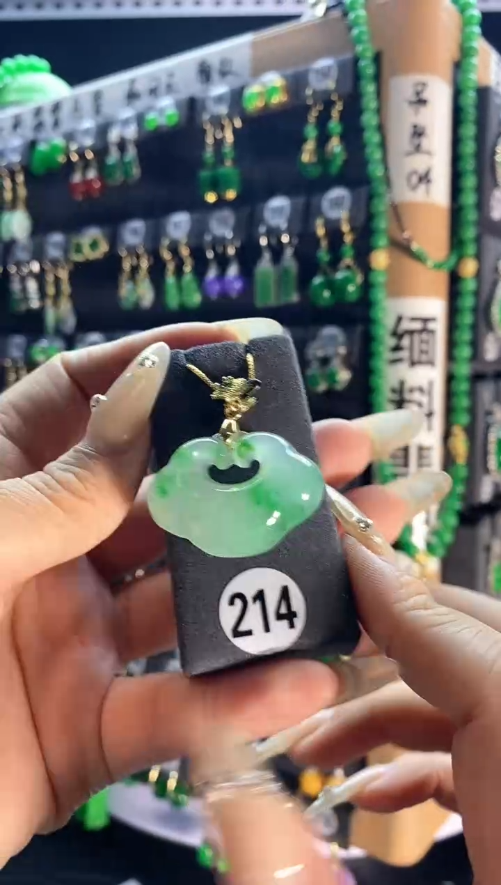 【闪购商品】翡翠耳饰银S925镶嵌214...