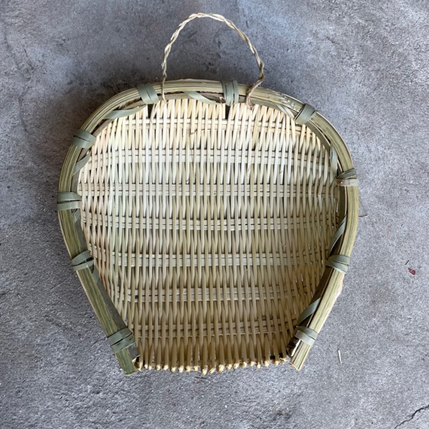 发一个直径25厘米青皮小筲箕