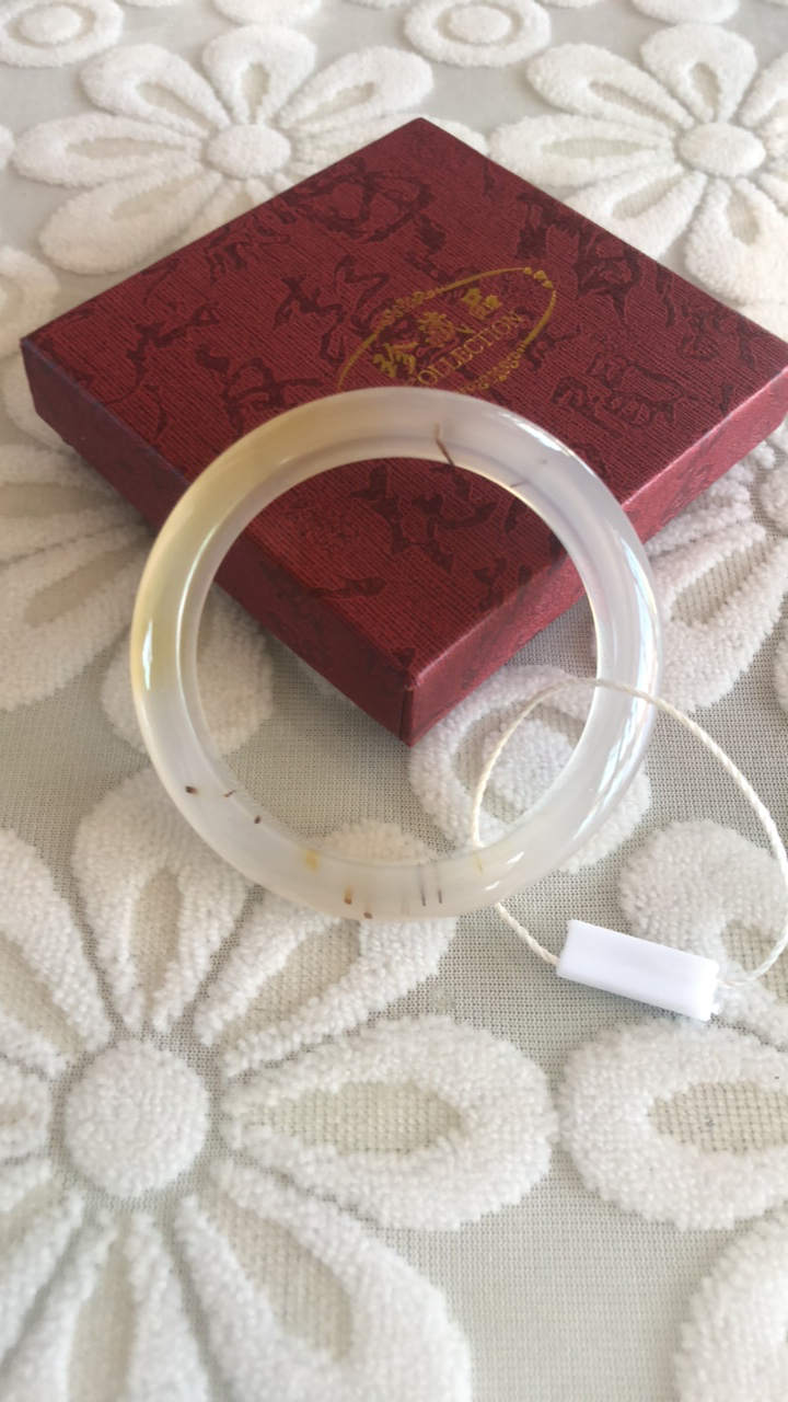 天然玛瑙玉髓手镯